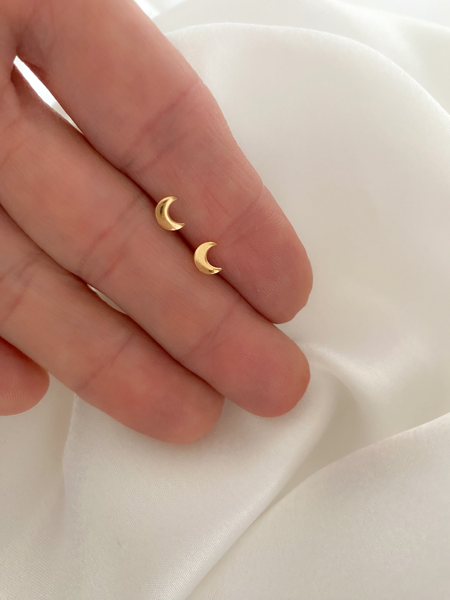 Boucles d'oreilles MINI MOON plaqué or